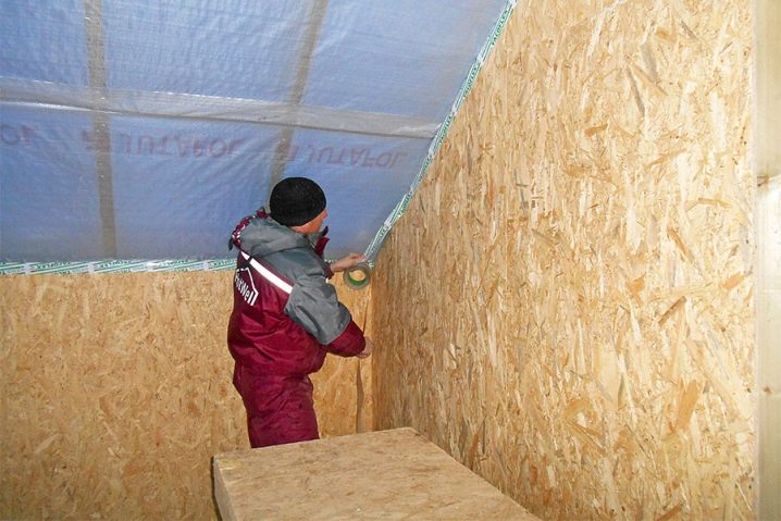 Склеивание пароизоляционных швов